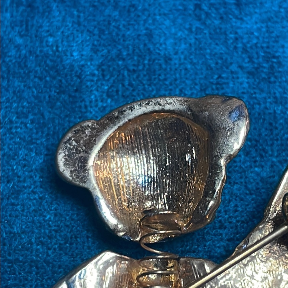 Crystal Teddy Bear Brooch - Picture 7 of 8